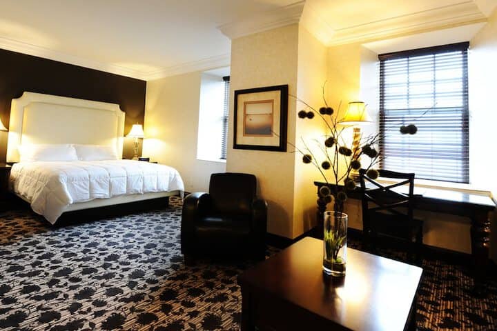 Room 7 of 46