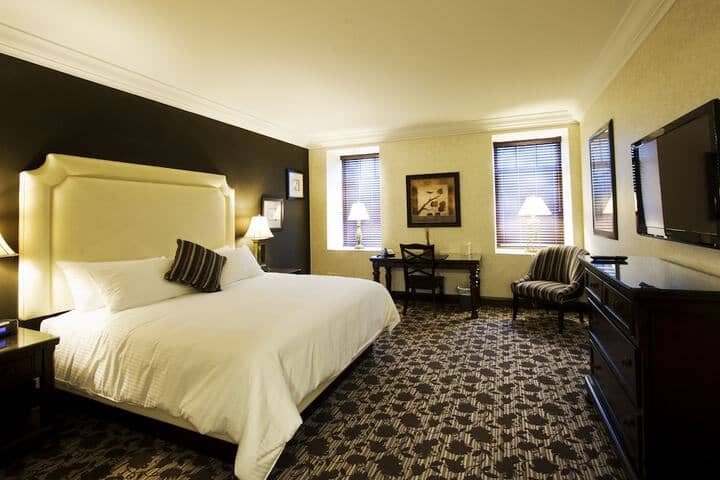 Room 4 of 46